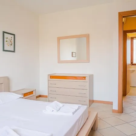 דירה Garda Orange - Italian Homing דסנזאנו דל גארדה